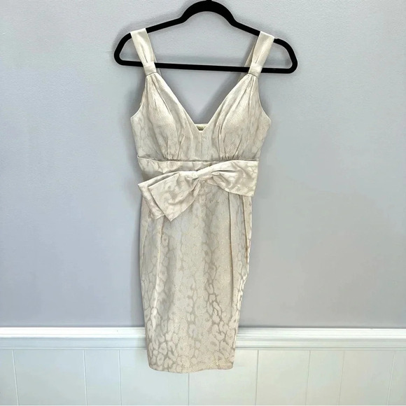 Mikael Aghal Women's Sleeveless V-Neck Linen Blend Part Dress Size 2 GUC - Picture 2 of 9